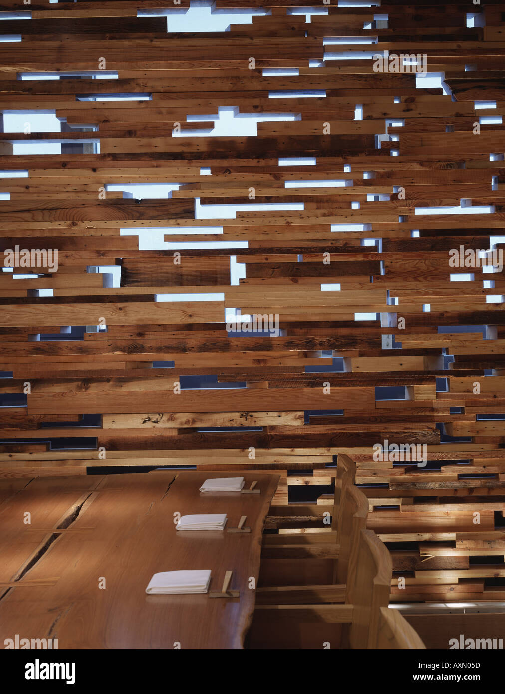 Zuma Restaurant London High Resolution Stock Photography and Images - Alamy