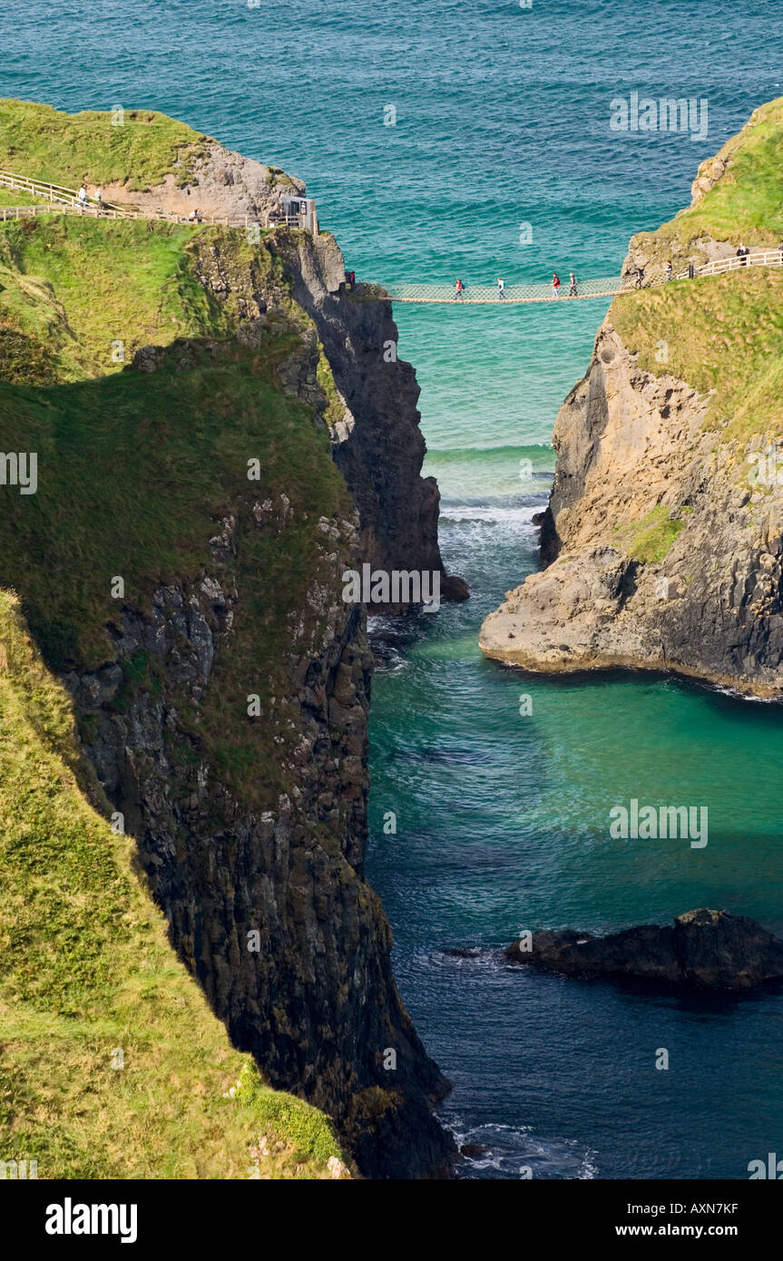 Carrick a rede rope bridge is a rope suspension bridge near hires