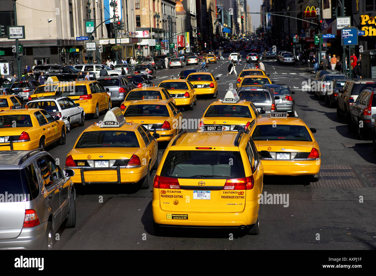busy street scene new york manhattan America usa Stock Photo