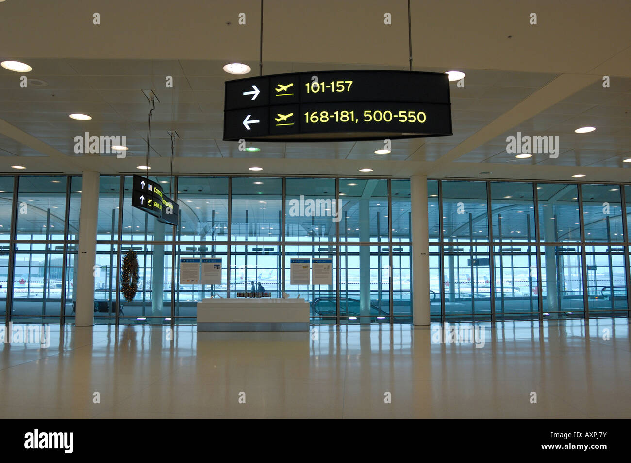 Gateway signage in Terminal 1 at Toronto s Pearson Airport Toronto Ontario Canada Stock Photo