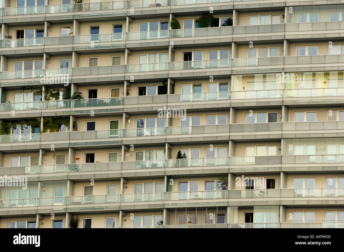 cladding of a modern apartmenthouse Stock Photo Alamy