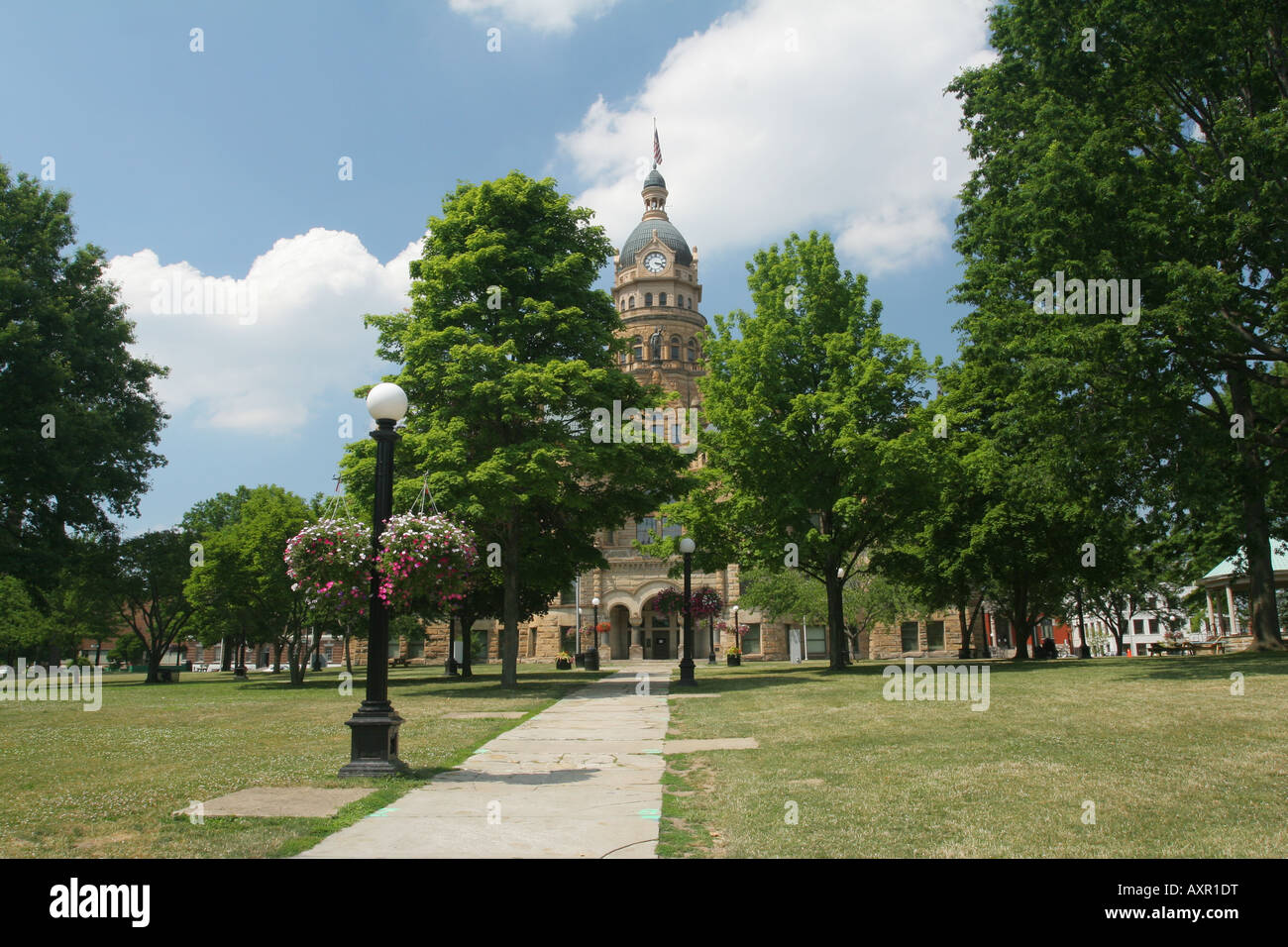 Trumbull County Courthouse Warren Ohio Richardsonian Romanesque