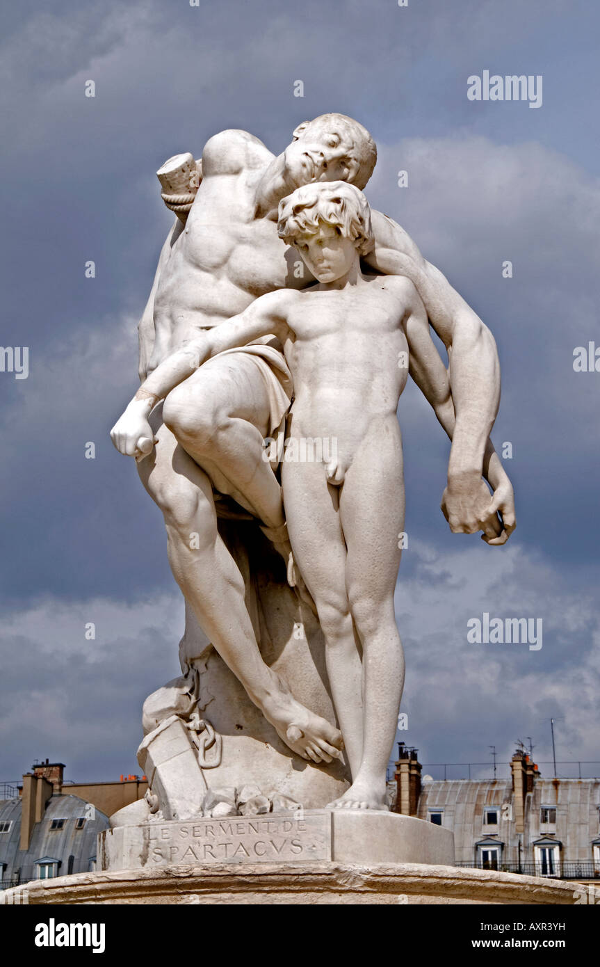 Le Serment de Spartacus The Oath of Spartacus by Louis-Ernest Barrias Paris  Jardin des Tuileries France Stock Photo - Alamy