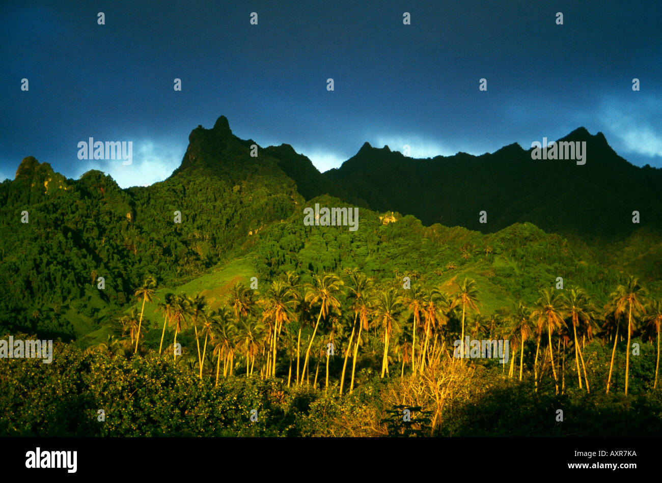Moving clouds over mountains hi-res stock photography and images - Alamy