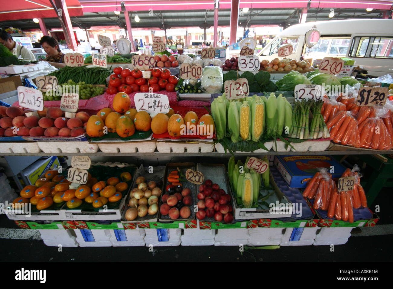 fruit and veg market Stock Photo Alamy