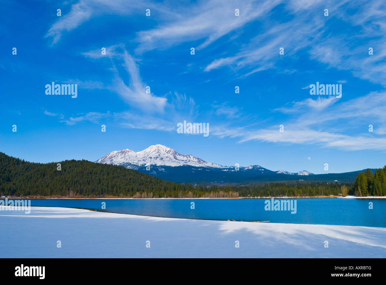 Snowy mountain in Northern California Stock Photo Alamy