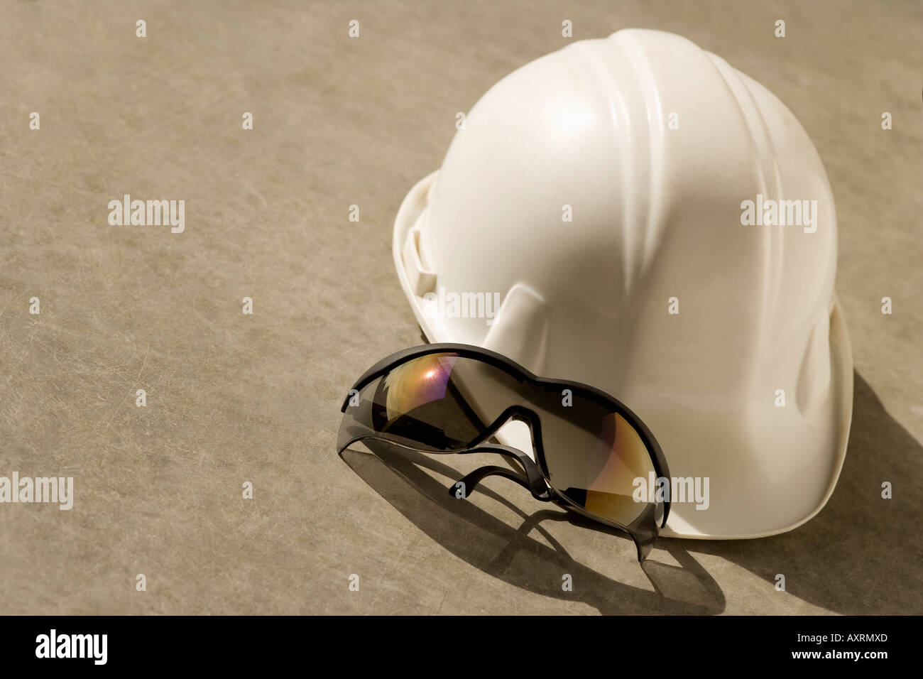 hard-hat-and-safety-glasses-stock-photo-alamy