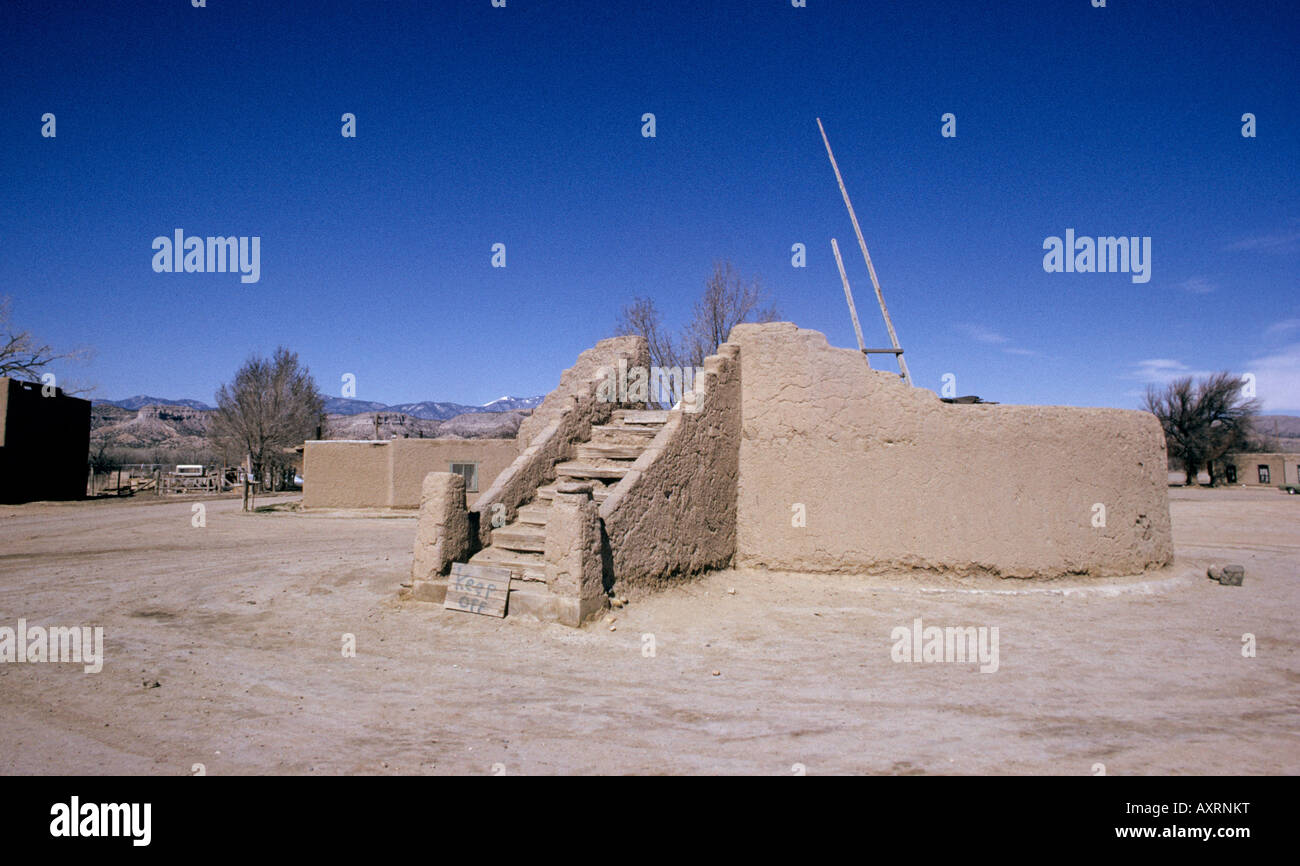 A view of the ancient religious Kiva a round underground pit that Indians used for ceremonies at San Ildefonso Indian Pueblo Stock Photo