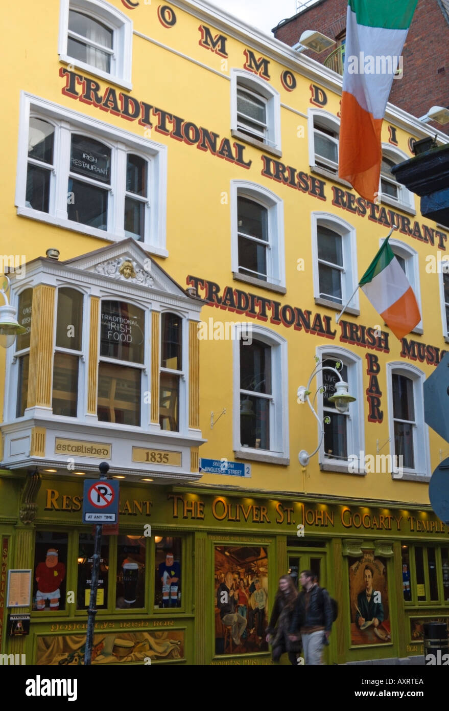 Oliver St. John Dogarty, Traditional Irish Bar and Restaurant, Fleet St