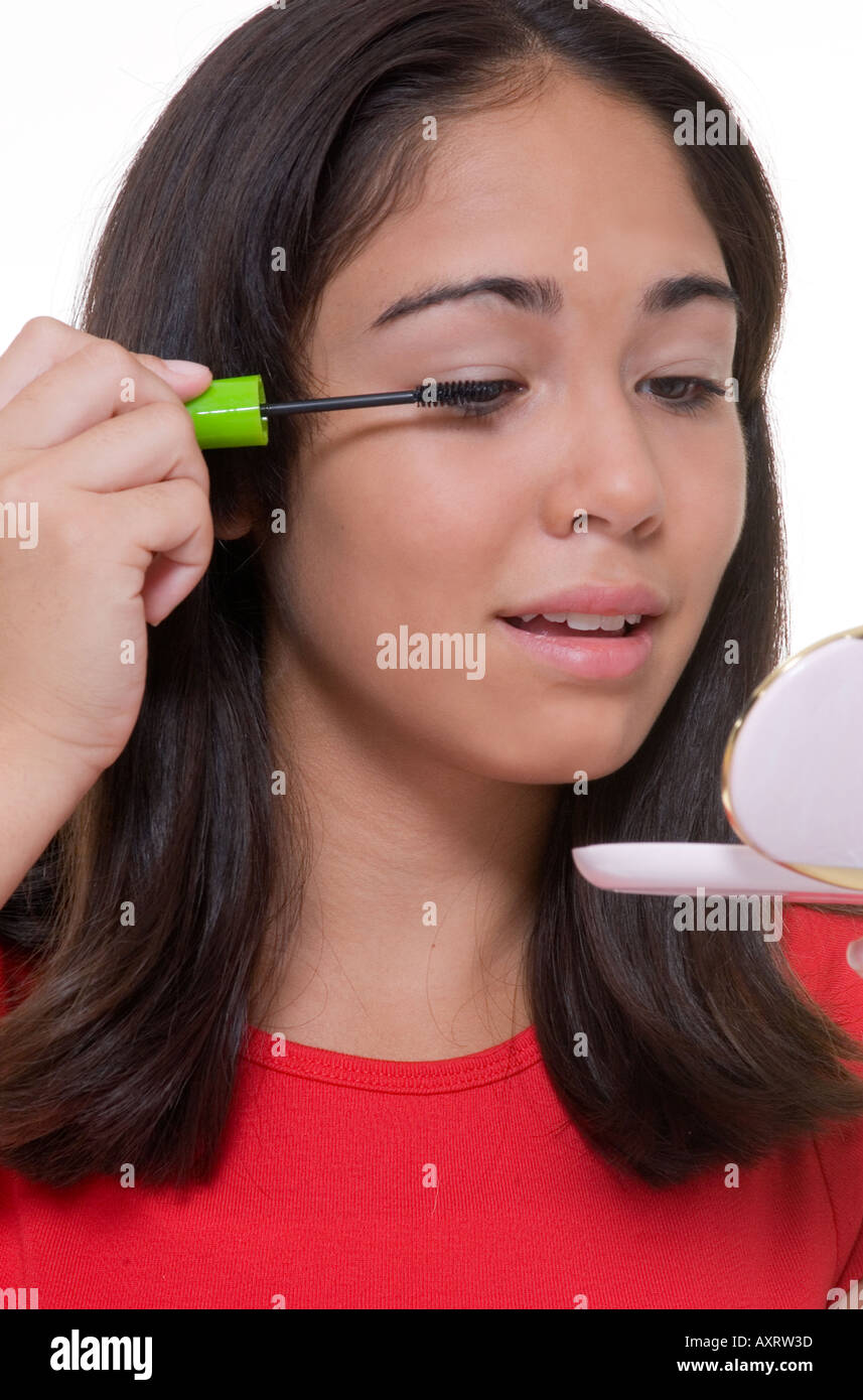 Girl dark hair brown eyes teen hi-res stock photography and images - Alamy