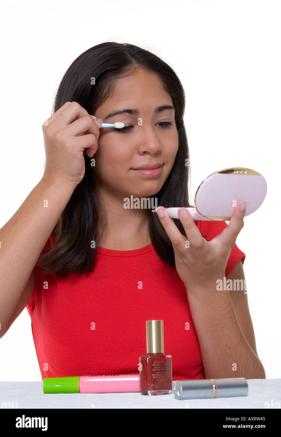 Girl dark hair brown eyes teen hi-res stock photography and images - Alamy