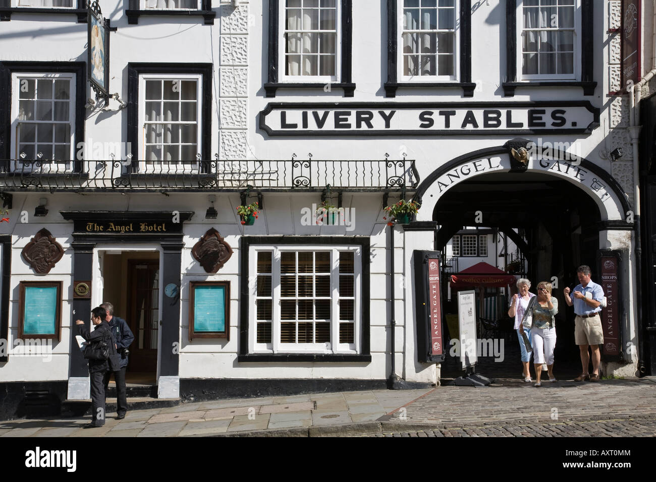 Angel hotel guildford hi-res stock photography and images - Alamy