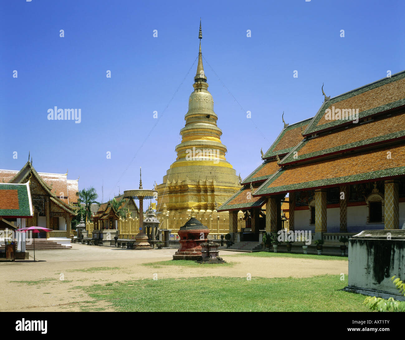 geography / travel, Thailand, cloisters, cloister Wat Doi Suthep, golden Chedi at Chiang May, temple area, exterior view, gold Stock Photo