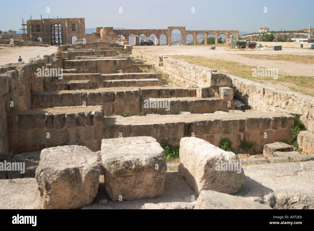 what was the largest hippodrome for watching chariot races what was the largest hippodrome for watching chariot races