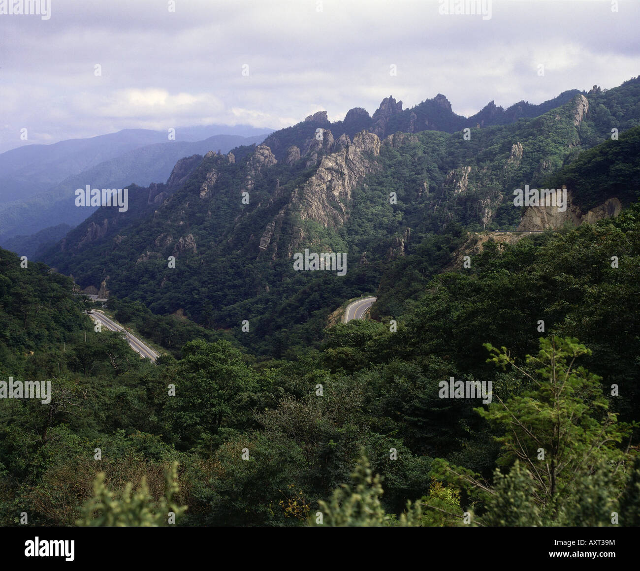 geography / travel, South Korea, Soraksan Nationalpark, eastern coast, coastline, landscapes, landscape, mountain, rock, rocks, Stock Photo