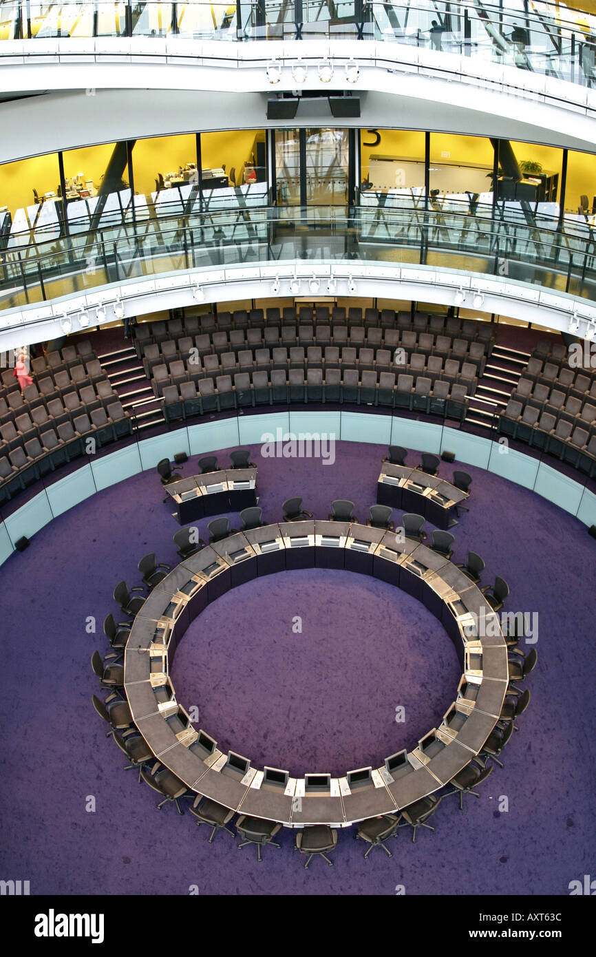 City hall london political hi-res stock photography and images - Alamy