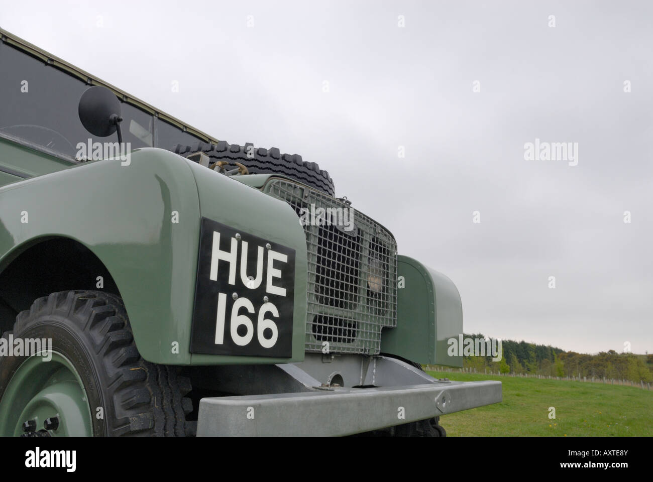 Land Rover - 1948 - HUE 166 - Minichamps