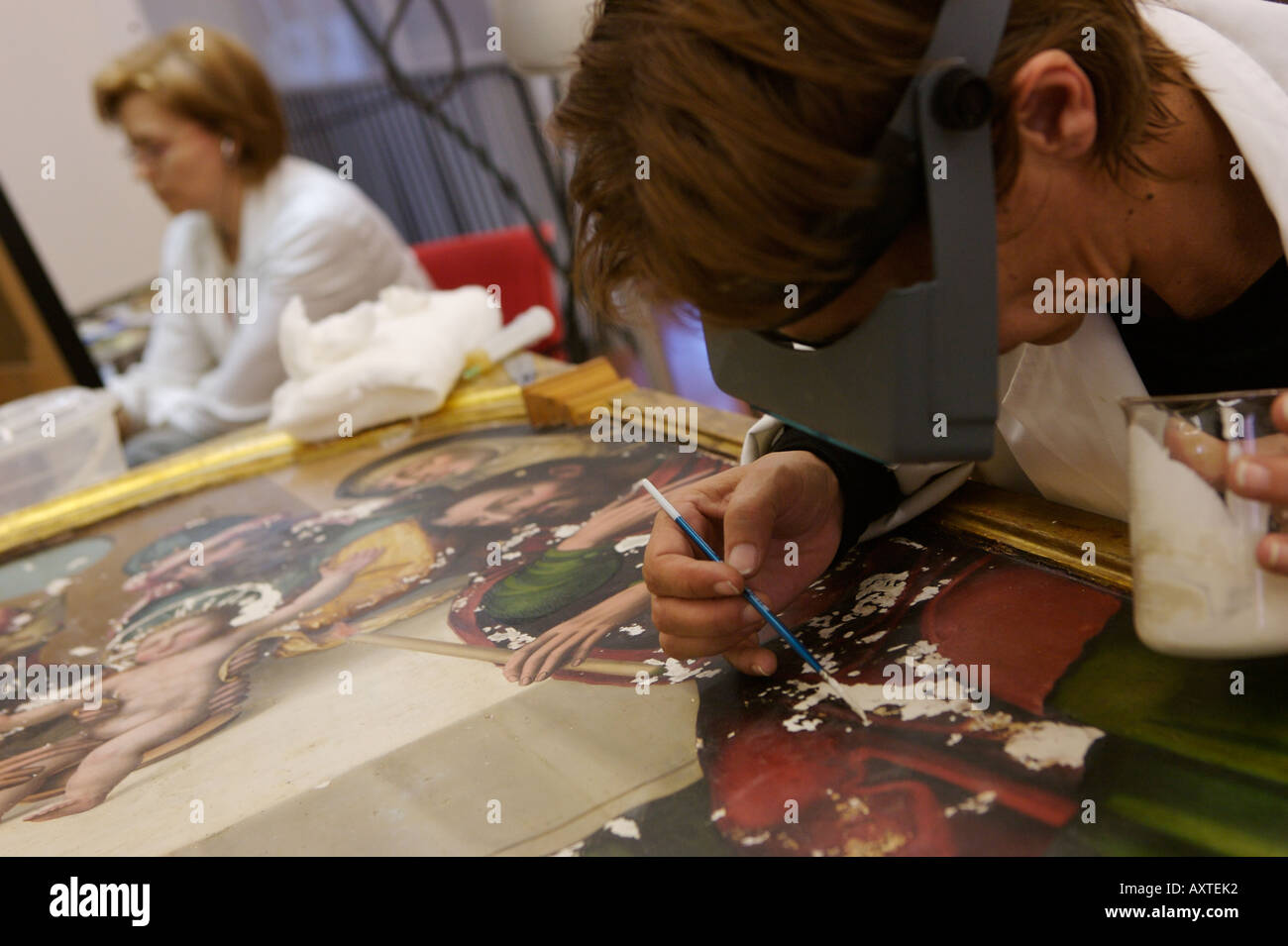 Art restorers near me