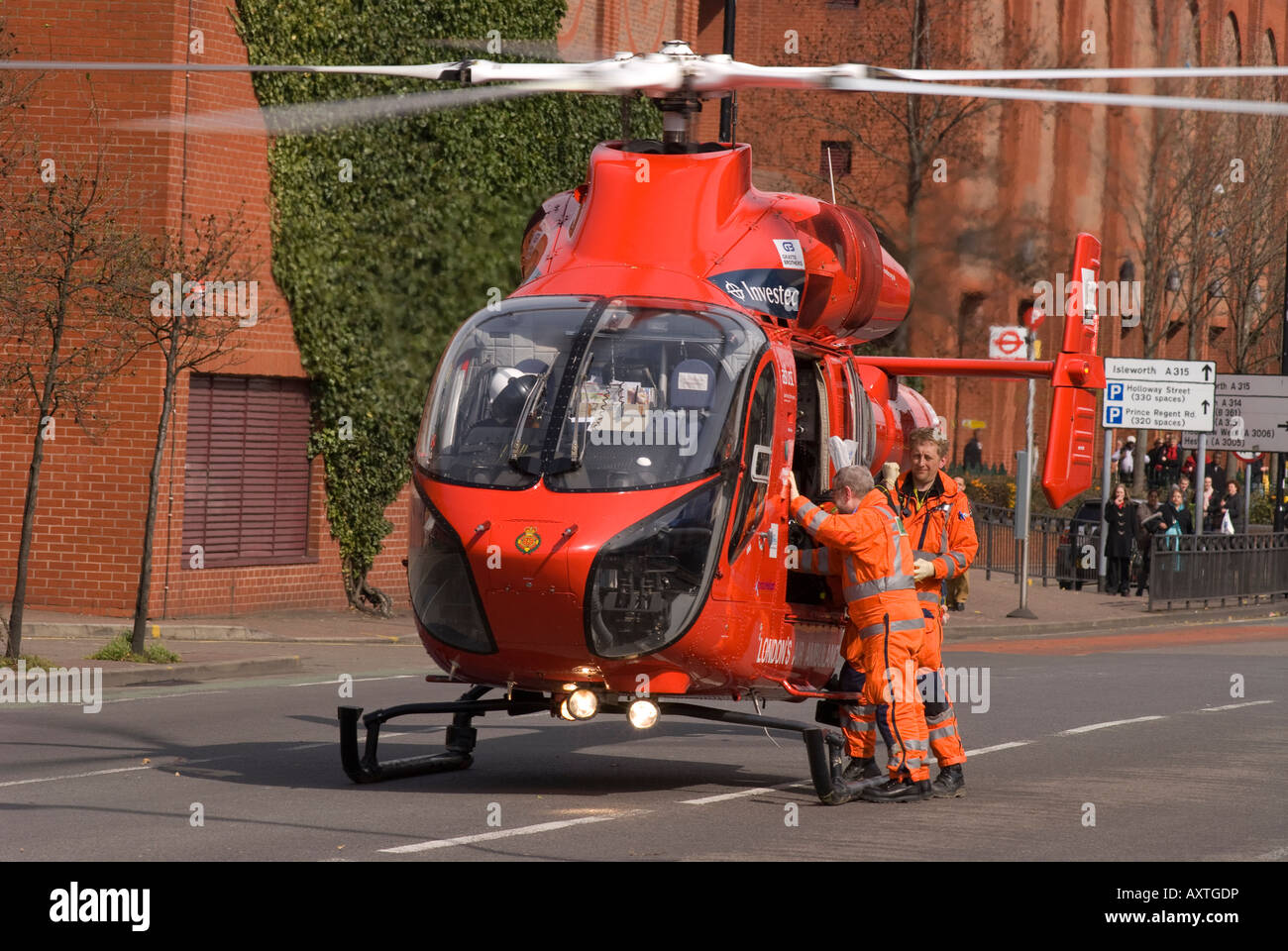 Ambulance on scene of accident hi-res stock photography and images - Alamy
