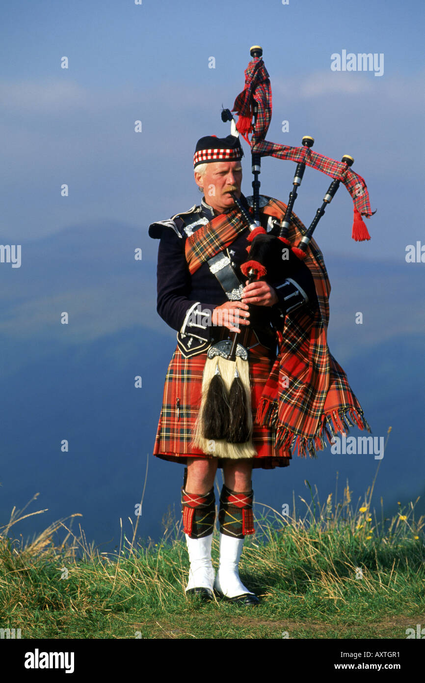 The Bagpiper High Resolution Stock Photography and Images Alamy