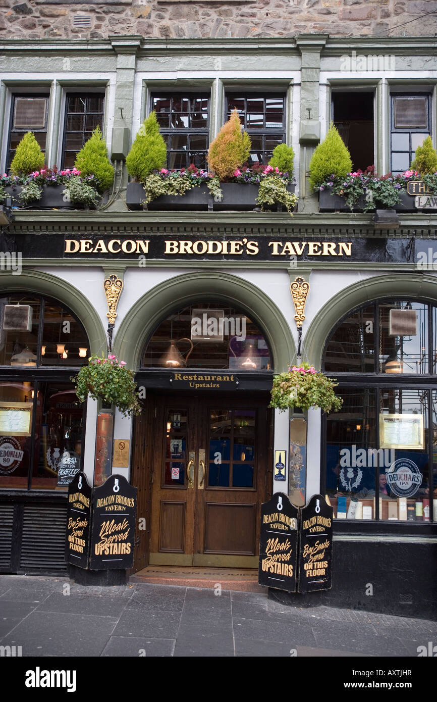 Deacon Brodies Tavern Edinburgh Stock Photo
