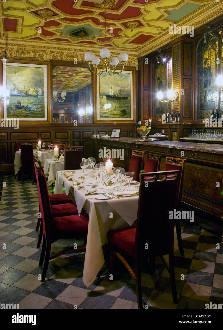 Cafe Royal Oyster Bar Edinburgh Scotland Stock Photo Alamy