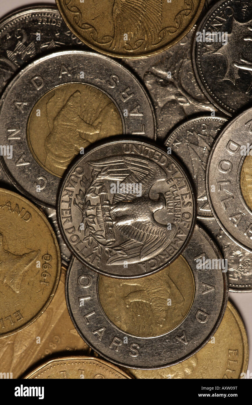 Us dollar versus on sale canadian dollar