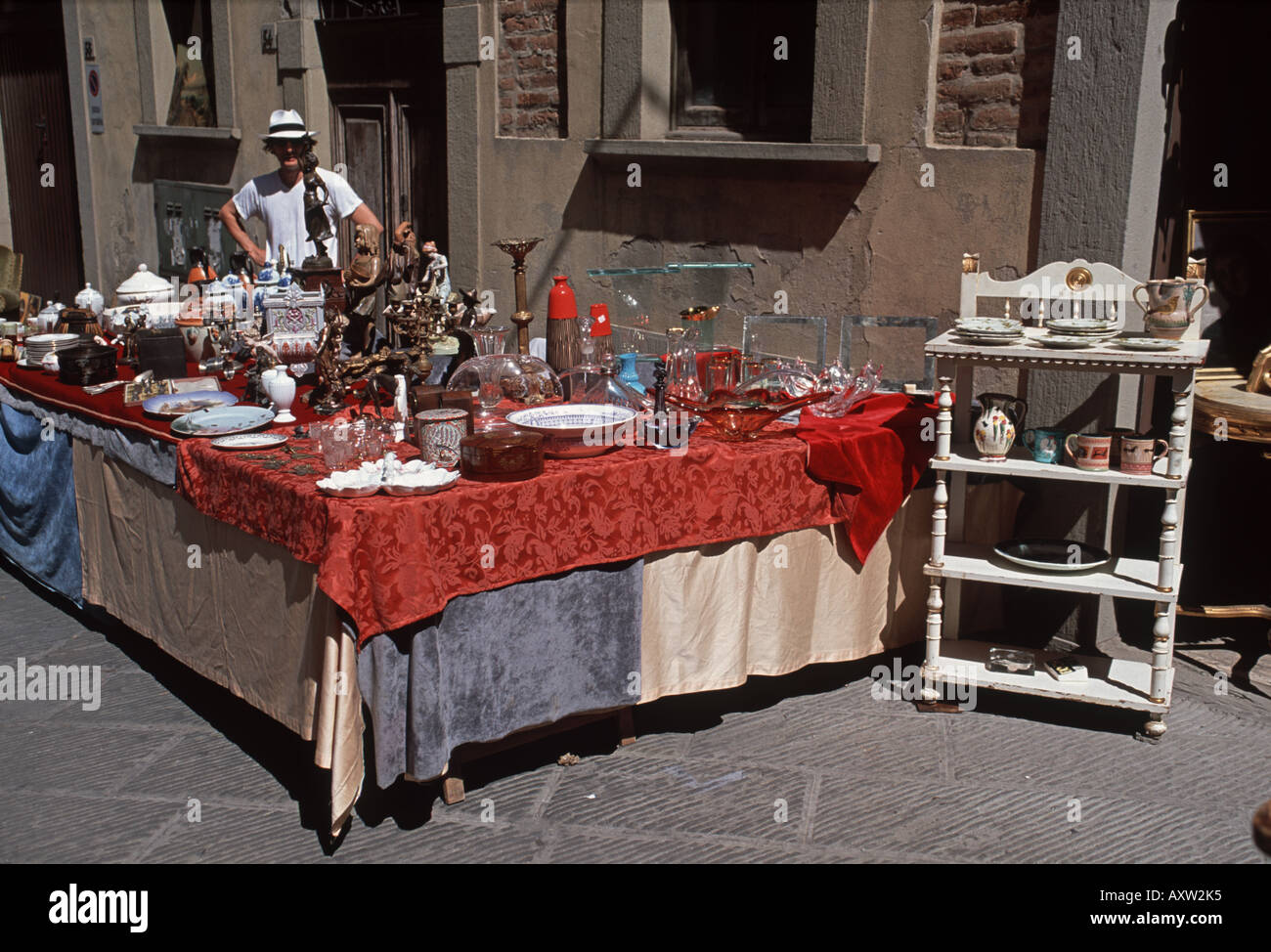 Flea market at Arezzo Stock Photo Alamy