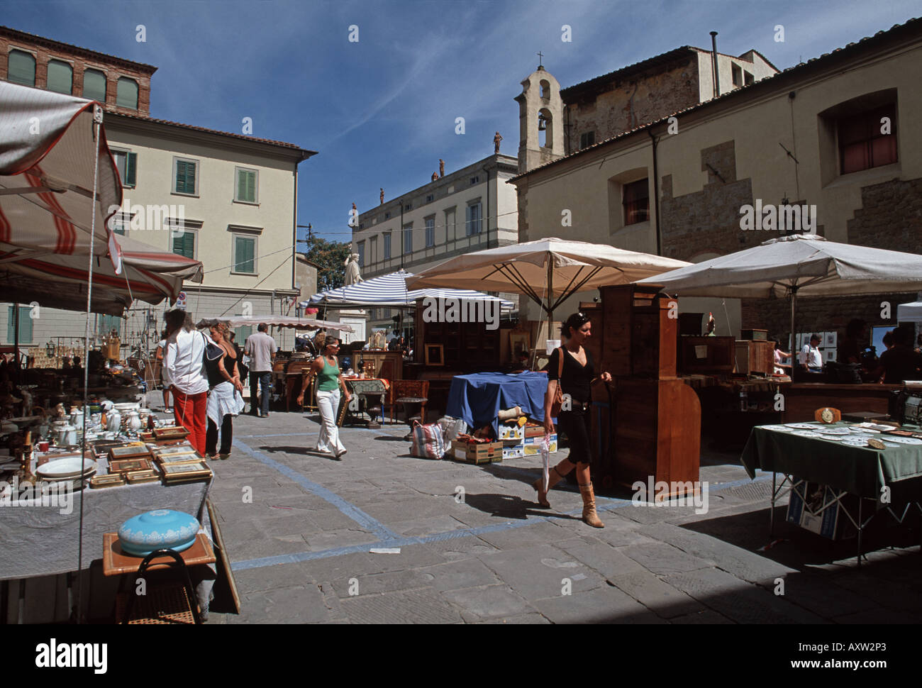 Flea market at Arezzo Stock Photo Alamy