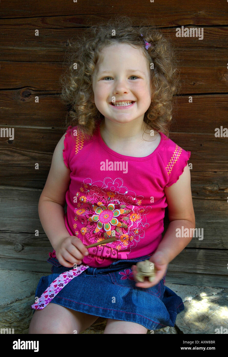 Girl 12 curly long hair hi-res stock photography and images - Alamy