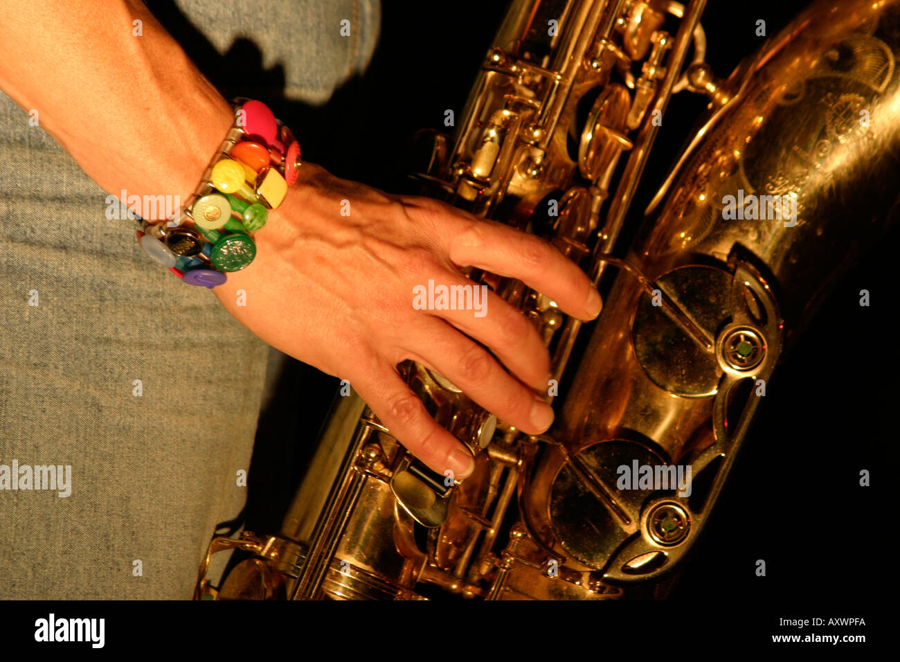 Saxophone hi-res stock photography and images - Alamy