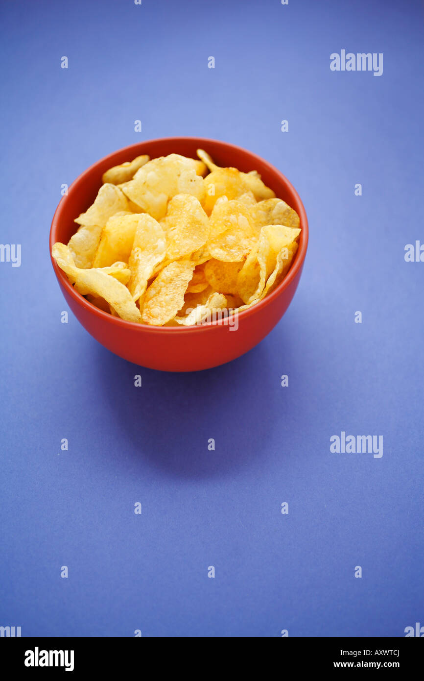 Potato Chips in a bowl Stock Photo - Alamy