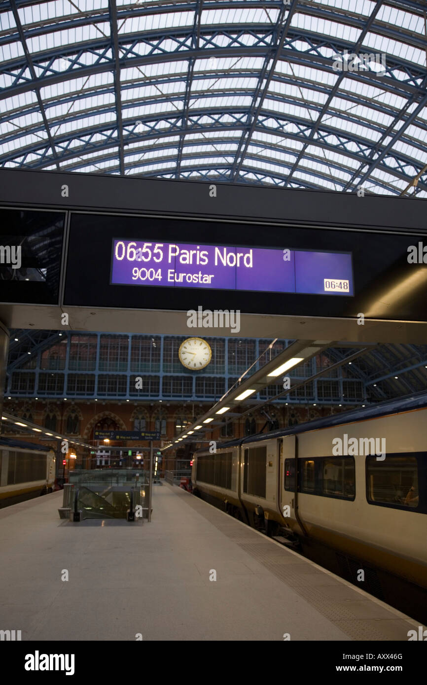 Train platform departure display for Paris service. International