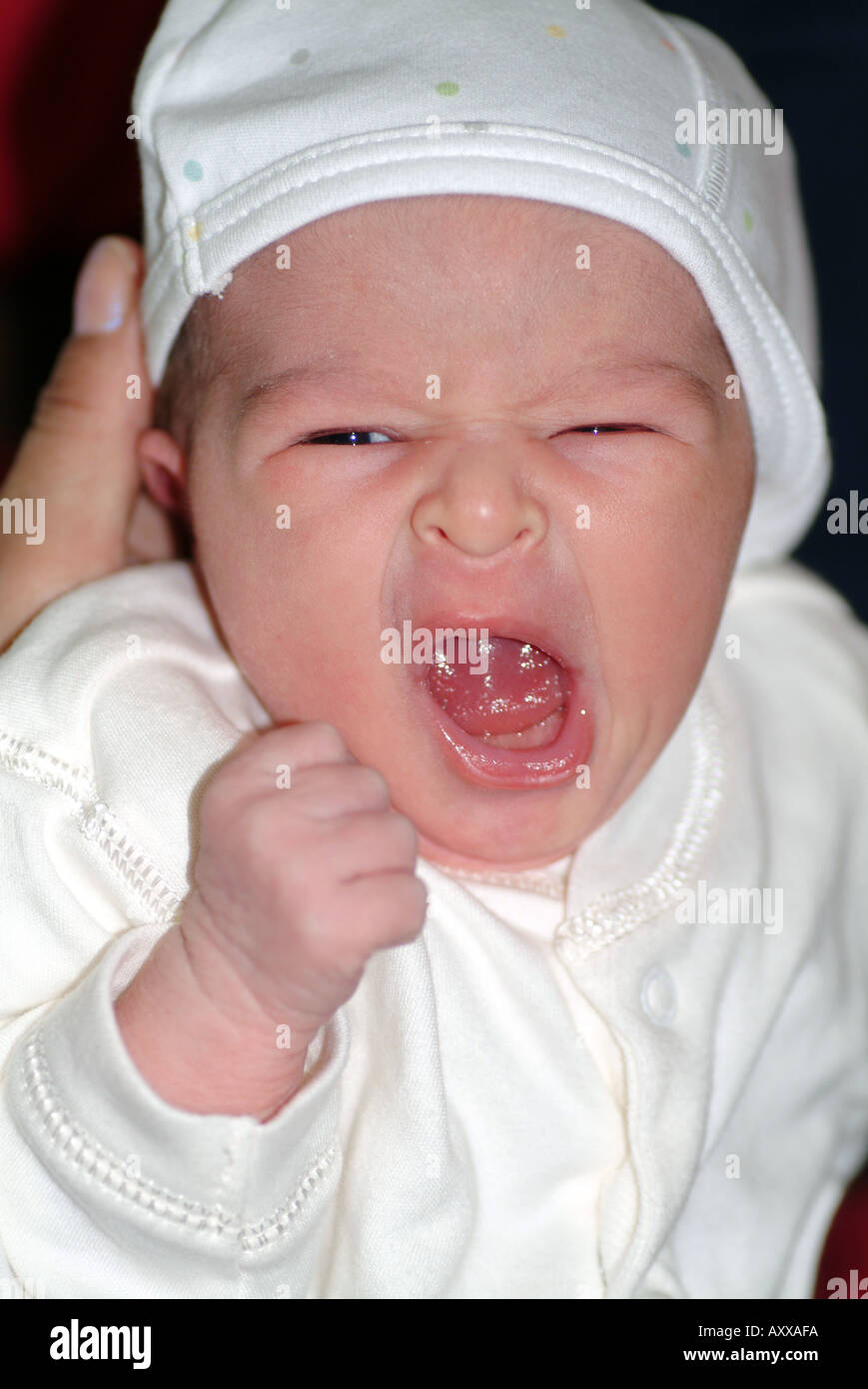 FOUR HOURS OLD BABY YAWNS Stock Photo Alamy four-hours-old-baby-yawns-stock-photo-alamy