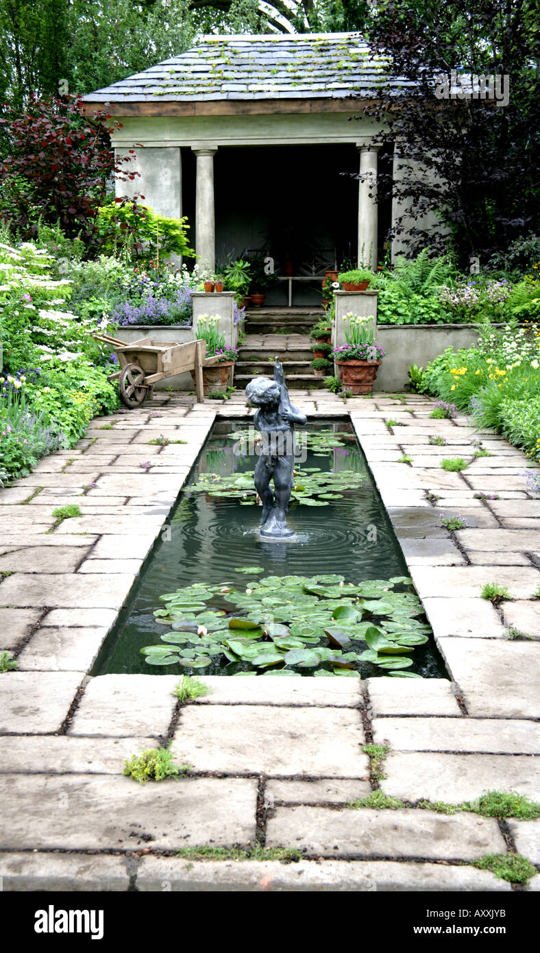 Chelsea flower show 2006 hi-res stock photography and images - Alamy