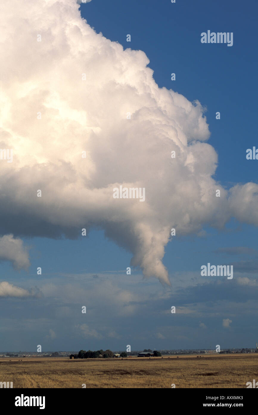 Tornadic funnel cloud descending out of cumulonimbus storm cloud over Stock Photo 9677106 Alamy