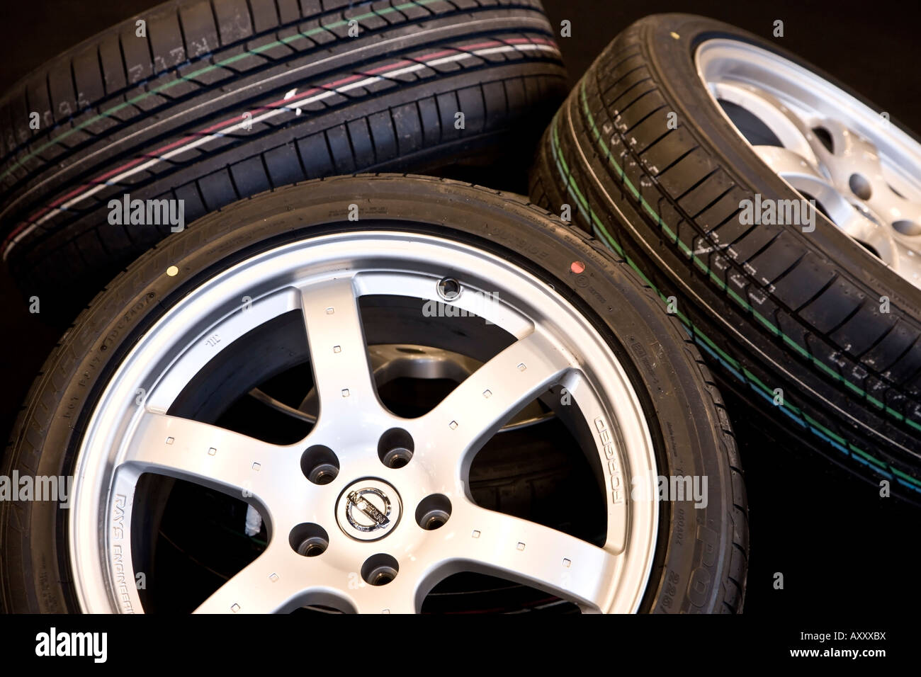Car rims hires stock photography and images Alamy