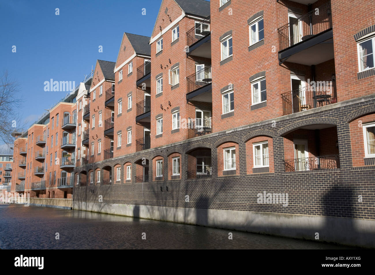 New apartments by the canal Jericho Oxford England Stock Photo Alamy
