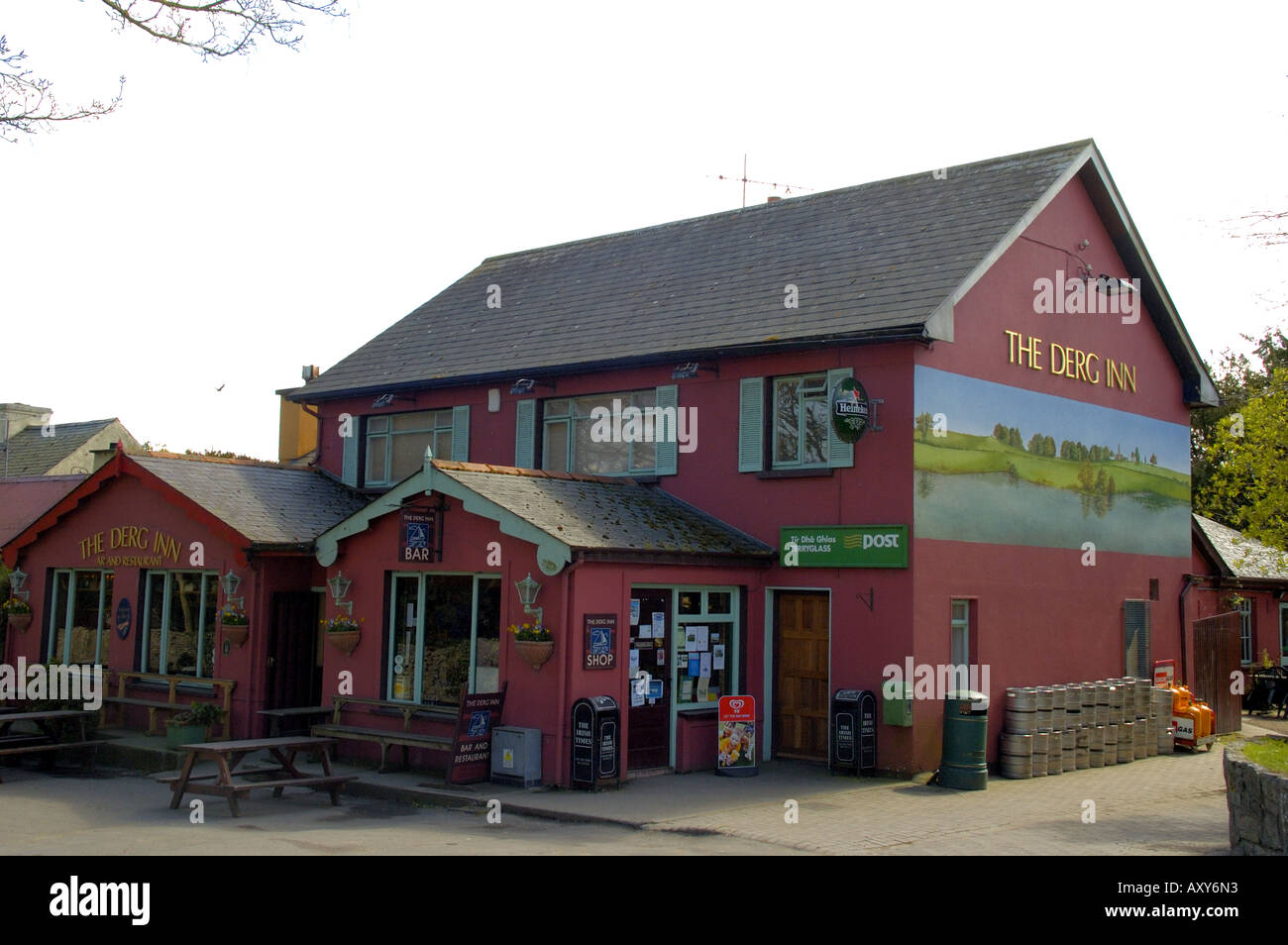 The Derg Inn Terryglass Co Tipperary Ireland Stock Photo