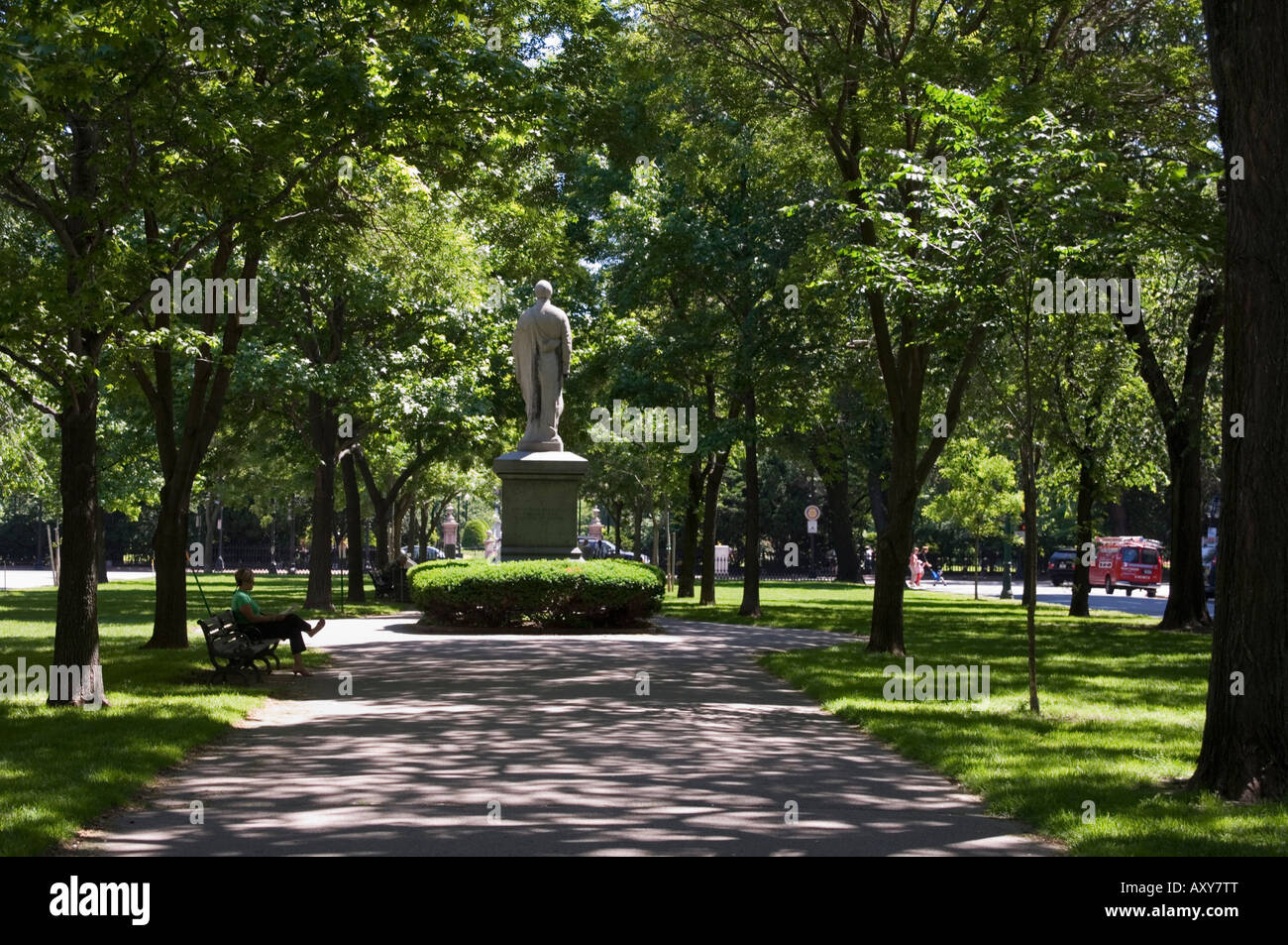 The commonwealth avenue mall hires stock photography and images Alamy