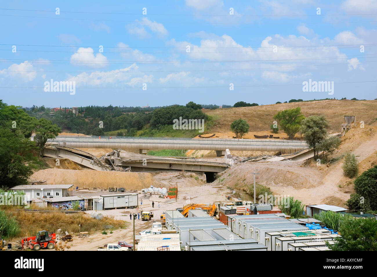 Controlled demolition sequence hires stock photography and images Alamy
