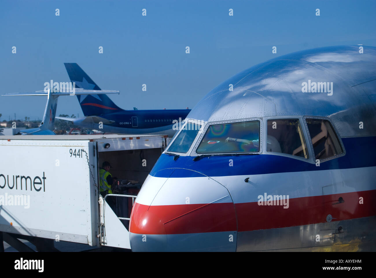 American Airlines Plane High Resolution Stock Photography and Images