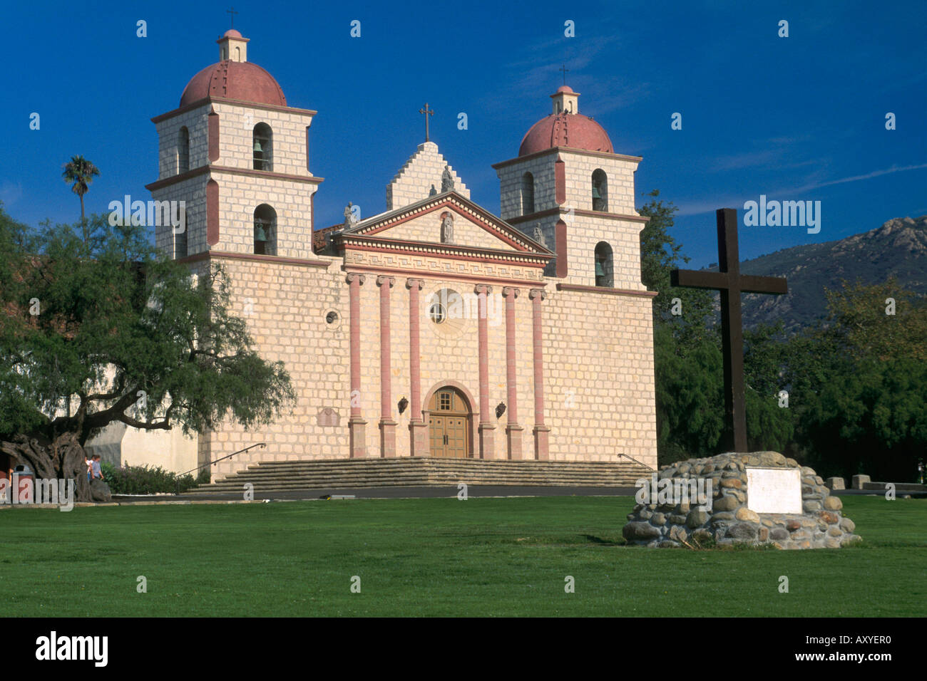 Historic Mission Santa Barbara est 1786