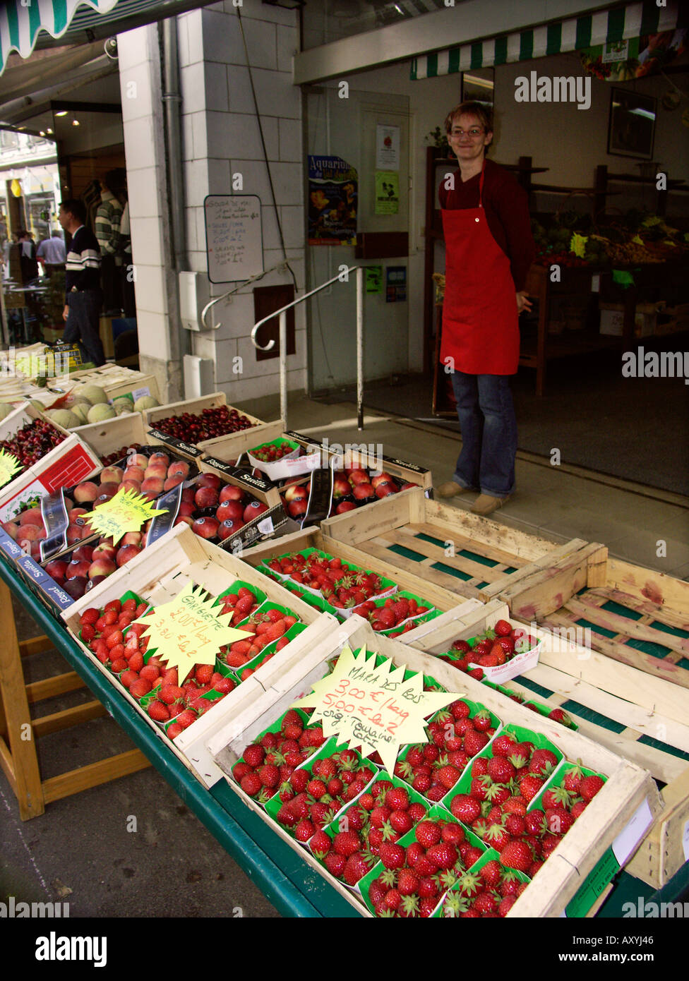 Street market stall selling strawberries Amboise Indre et Loire France ...
