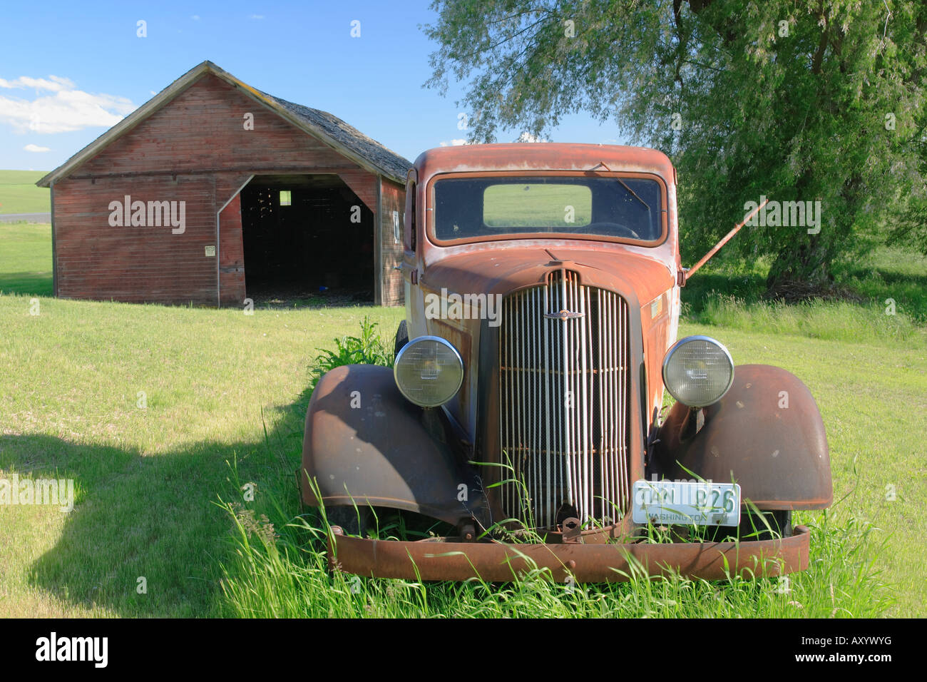 Old Barn Car Stock Photos Old Barn Car Stock Images Alamy