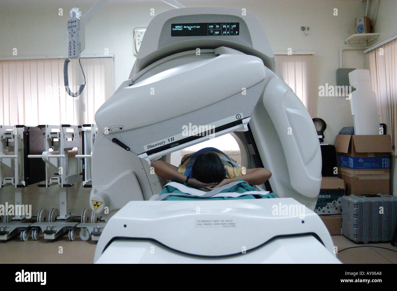 CT PET SCAN MACHINE POSITION EMMISSION TOMOGRAPHY AT HINDUJA HOSPITAL