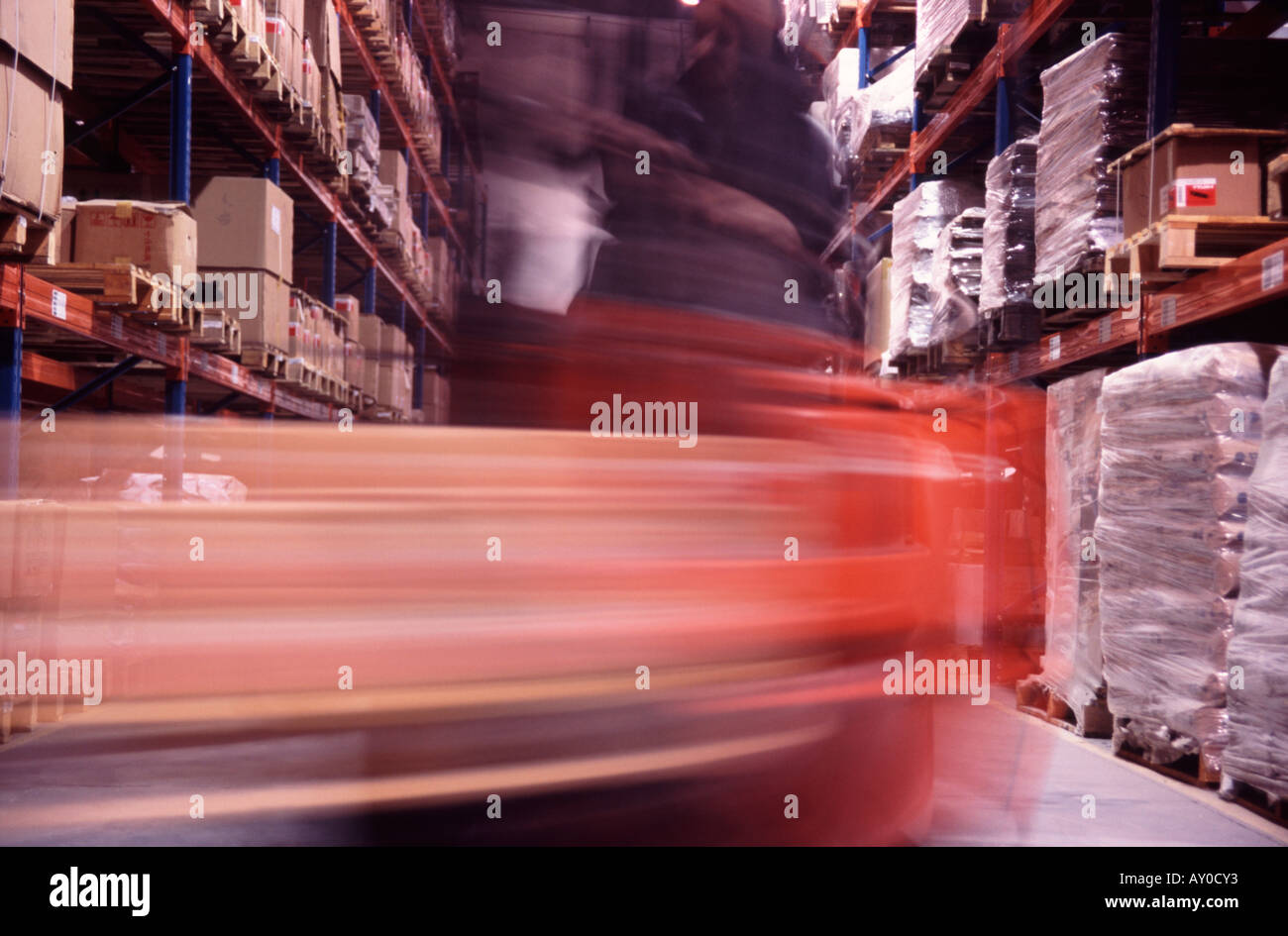 shanghai logistics company showing streaky movement of storage pallet