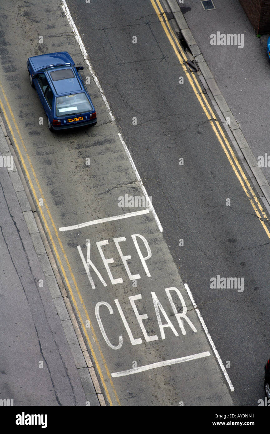 Keep clear road sign hires stock photography and images Alamy