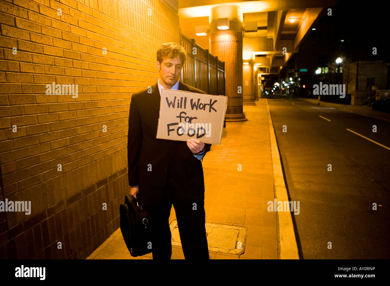 высказывания на английском. безработный человек фото для презентации. Right to work art. Not willing to work. обои nothing.