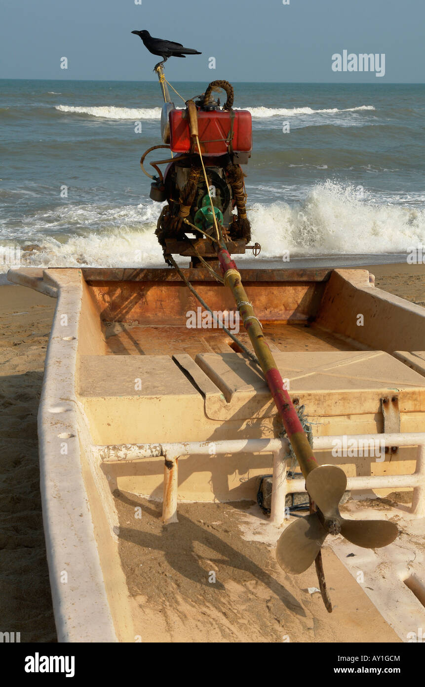 Outboard motor on traditional indian hi-res stock photography and images -  Alamy